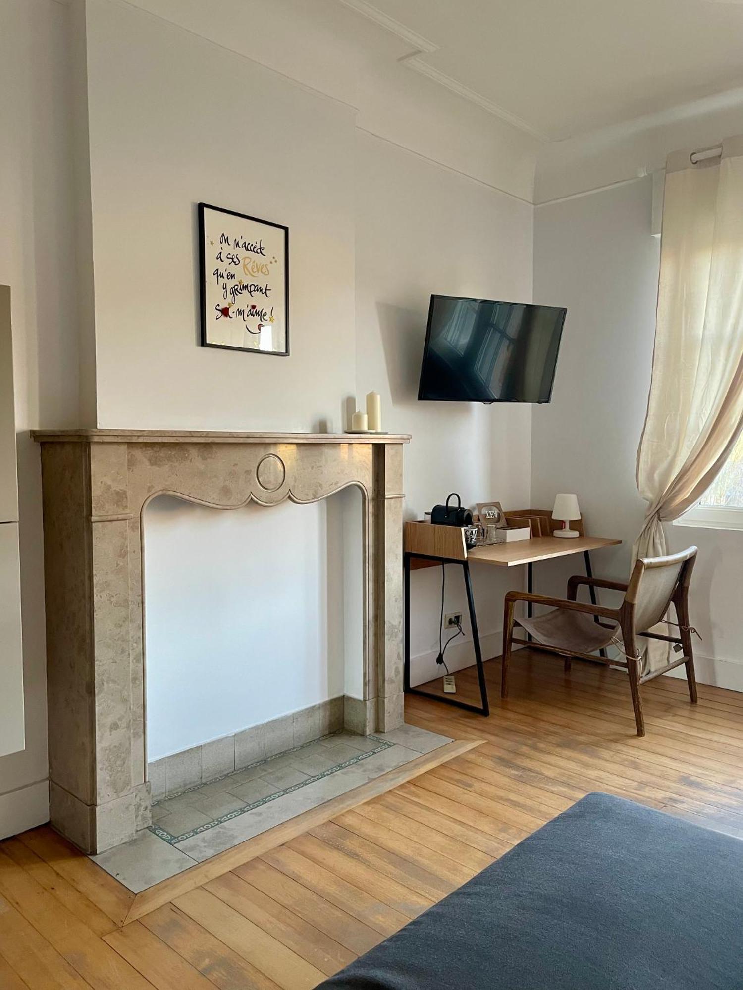 Apartament Le Castel Mosan Namur Zewnętrze zdjęcie